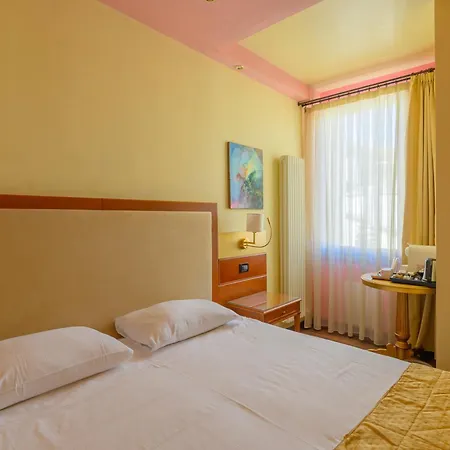 فندق مبيت وإفطار Diamantino Town House بادوفا